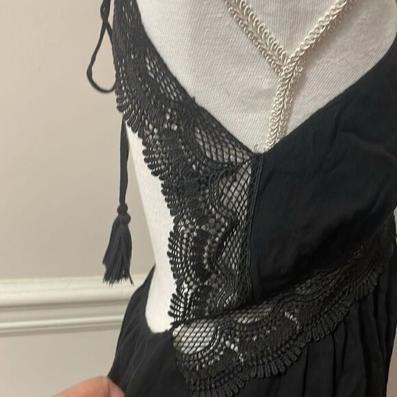 NWOT Lulu's Black Lined Halter Dress Lace Tie Size M Medium - Picture 7 of 10